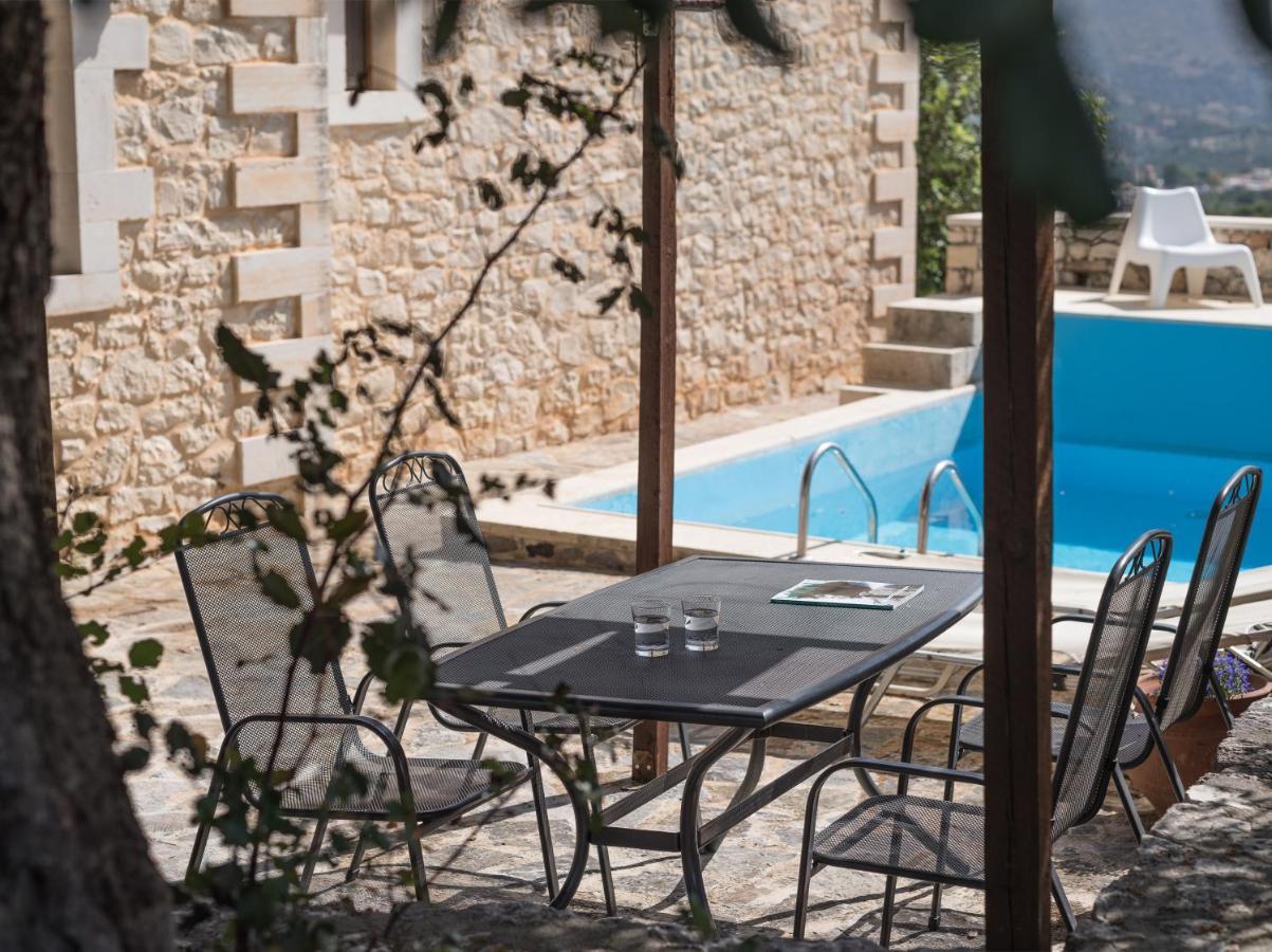 Koules Estate, With Private Pools & Bbq - Embracing Nature, By Thinkvilla Argouli Екстериор снимка