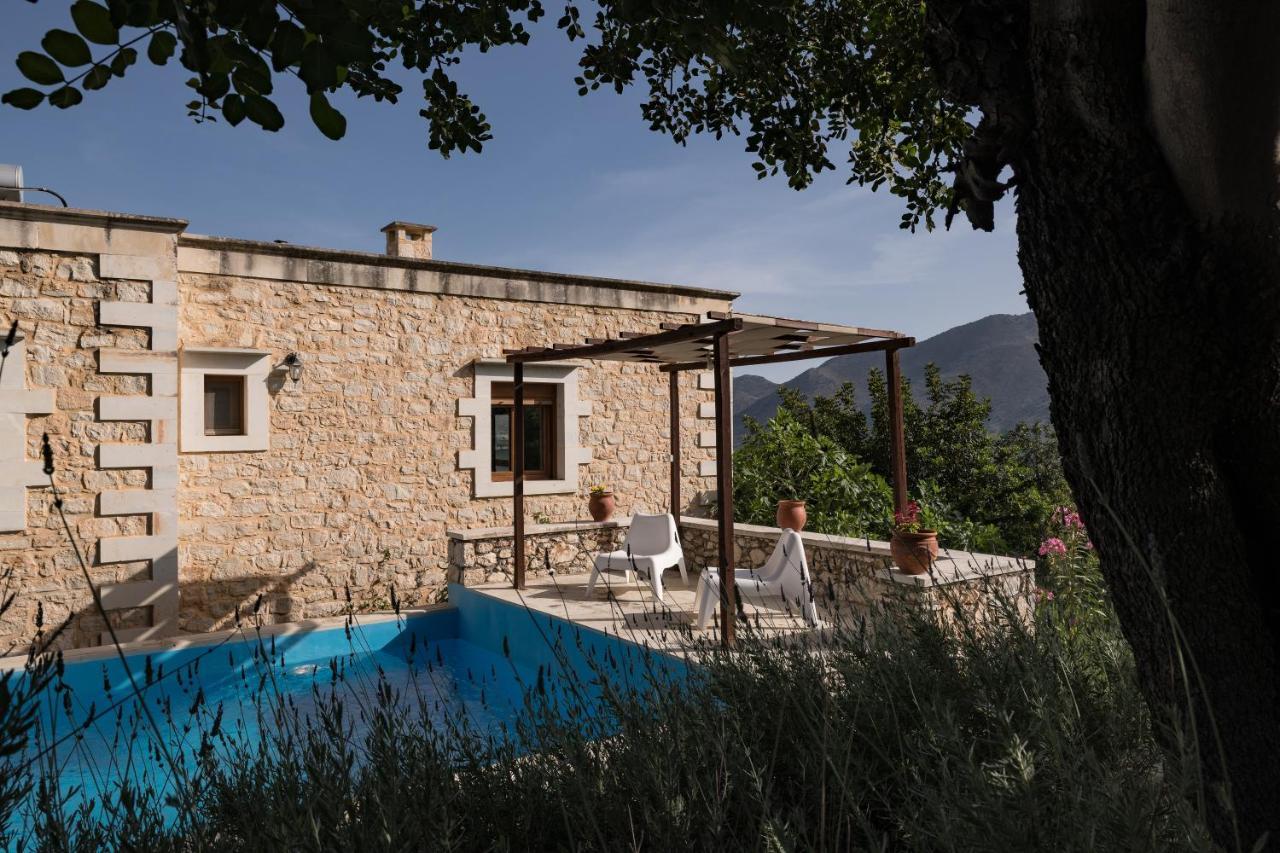Koules Estate, With Private Pools & Bbq - Embracing Nature, By Thinkvilla Argouli Екстериор снимка