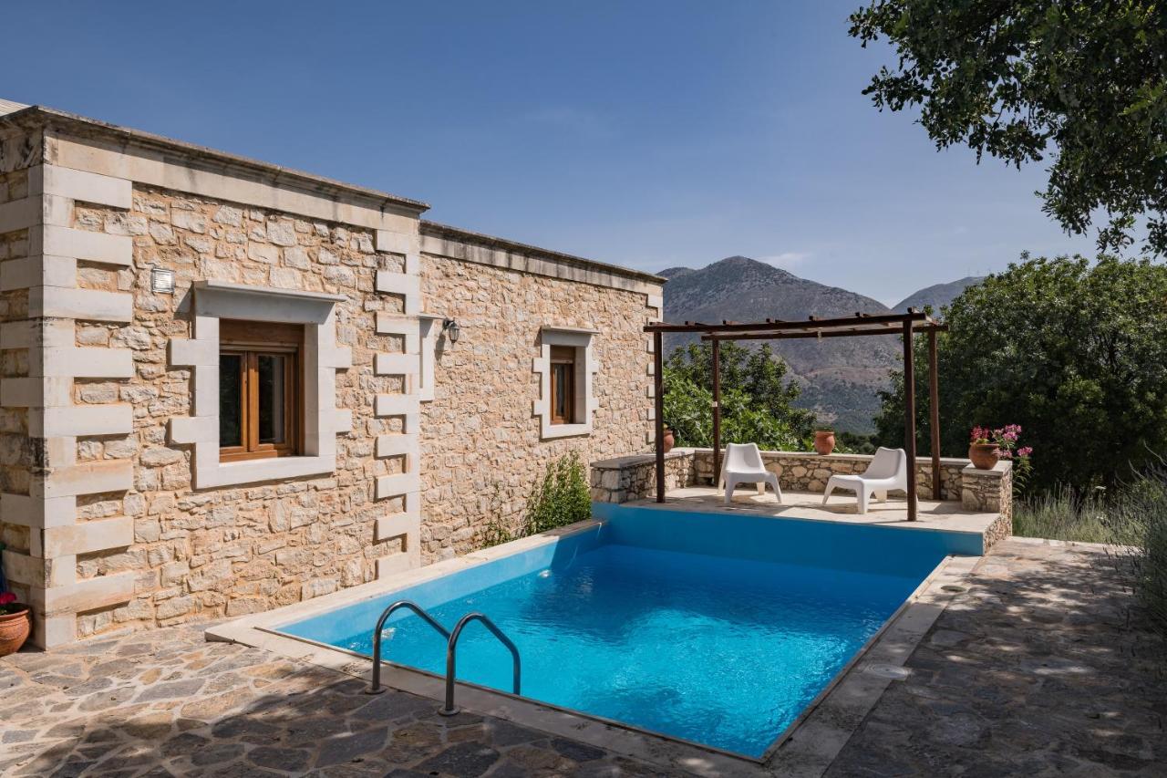 Koules Estate, With Private Pools & Bbq - Embracing Nature, By Thinkvilla Argouli Екстериор снимка