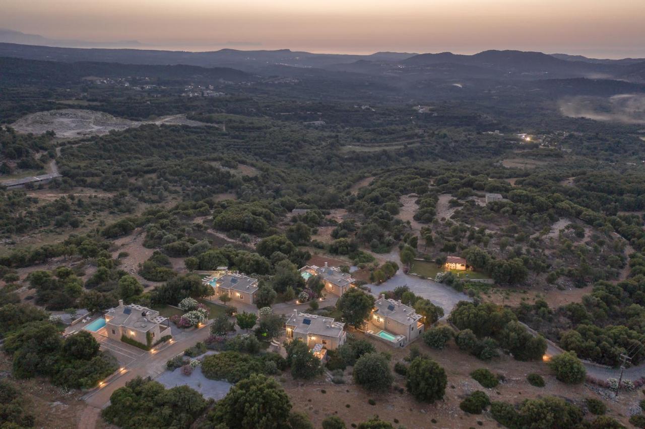 Koules Estate, With Private Pools & Bbq - Embracing Nature, By Thinkvilla Argouli Екстериор снимка