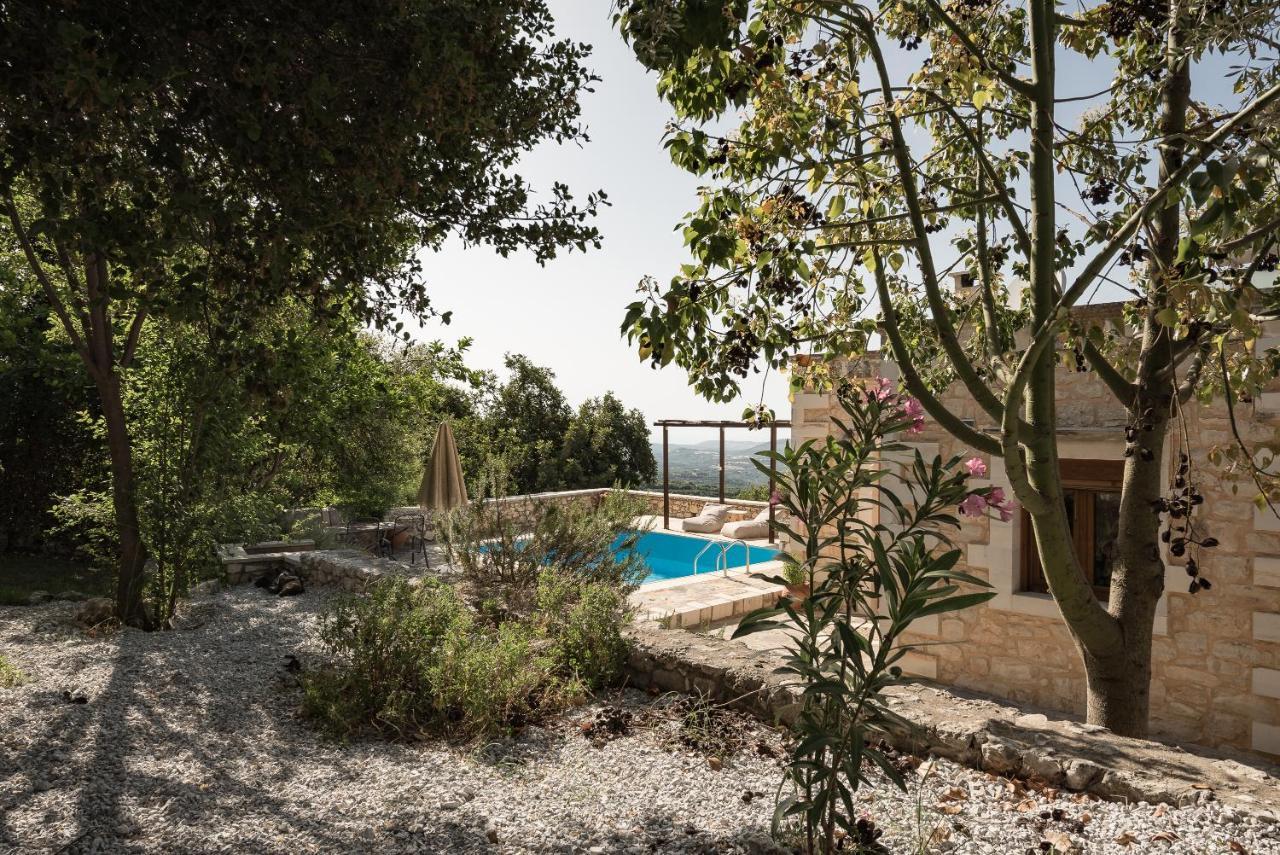 Koules Estate, With Private Pools & Bbq - Embracing Nature, By Thinkvilla Argouli Екстериор снимка
