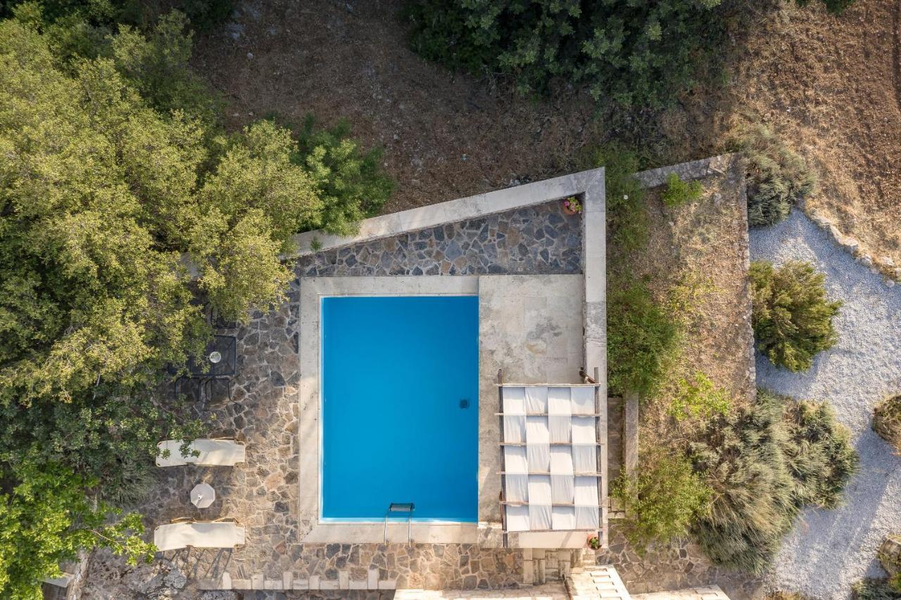 Koules Estate, With Private Pools & Bbq - Embracing Nature, By Thinkvilla Argouli Екстериор снимка