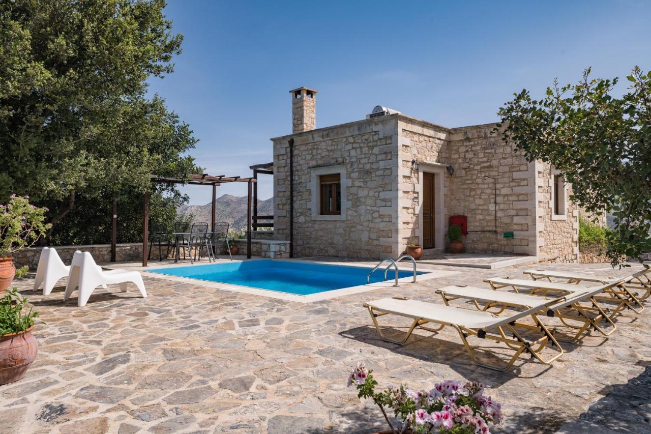 Koules Estate, With Private Pools & Bbq - Embracing Nature, By Thinkvilla Argouli Екстериор снимка