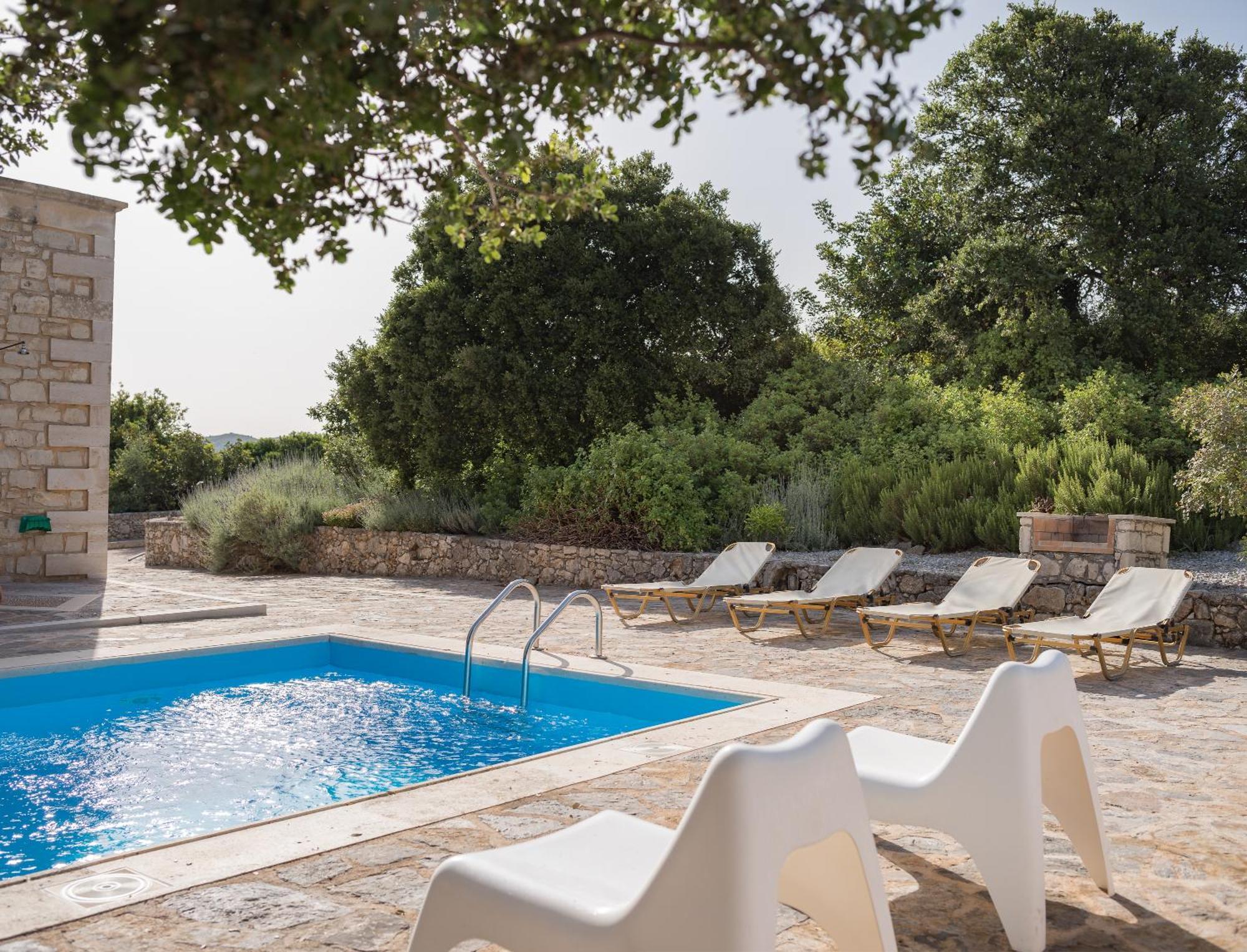 Koules Estate, With Private Pools & Bbq - Embracing Nature, By Thinkvilla Argouli Стая снимка