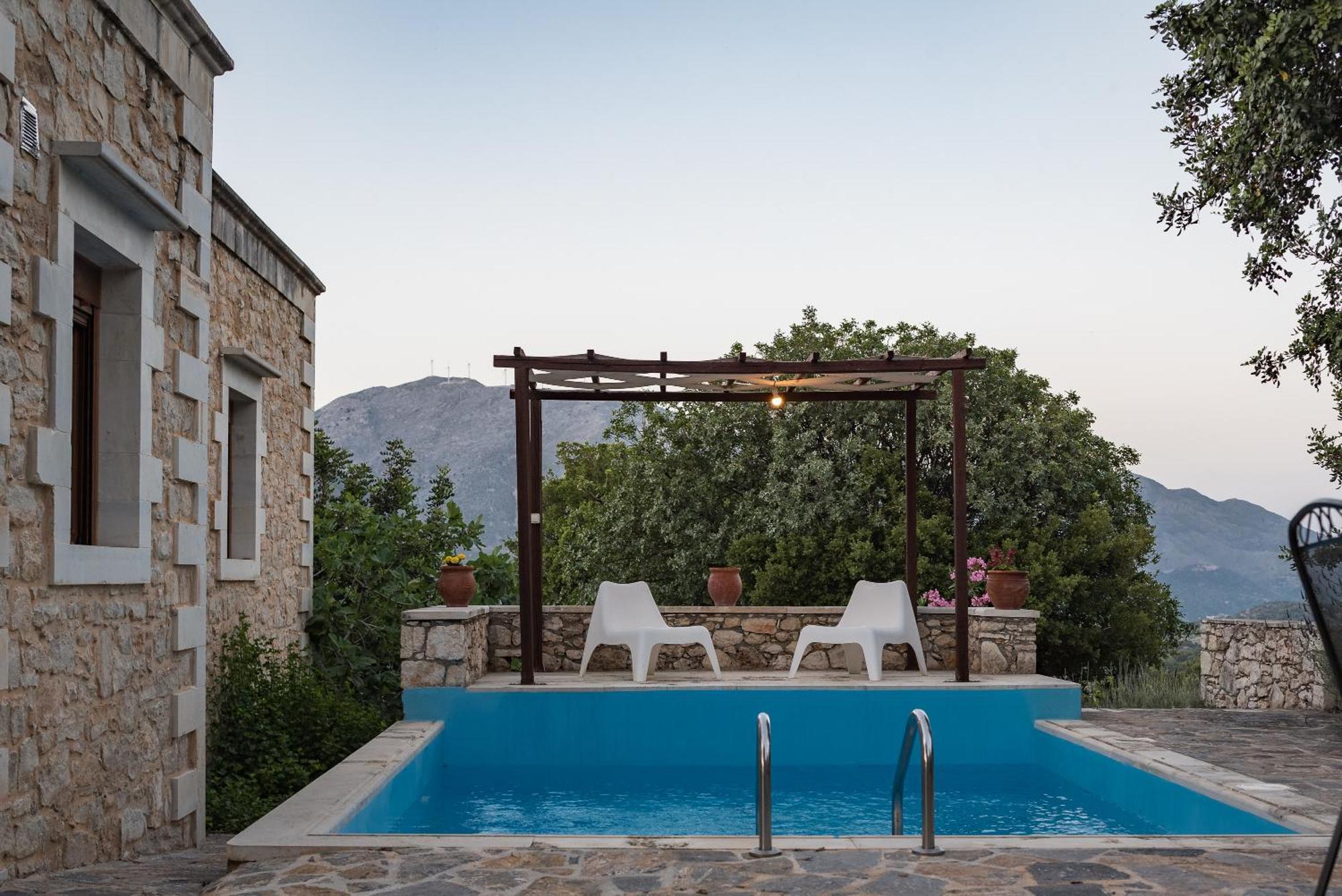 Koules Estate, With Private Pools & Bbq - Embracing Nature, By Thinkvilla Argouli Стая снимка