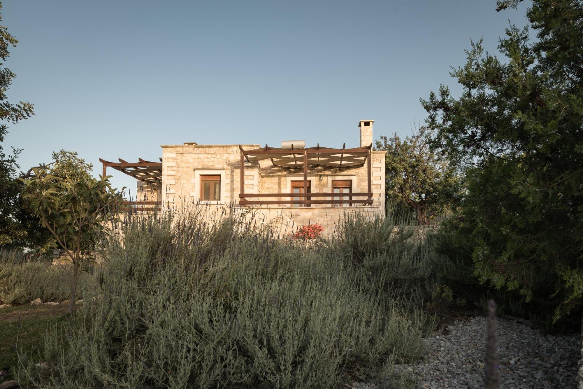 Koules Estate, With Private Pools & Bbq - Embracing Nature, By Thinkvilla Argouli Стая снимка